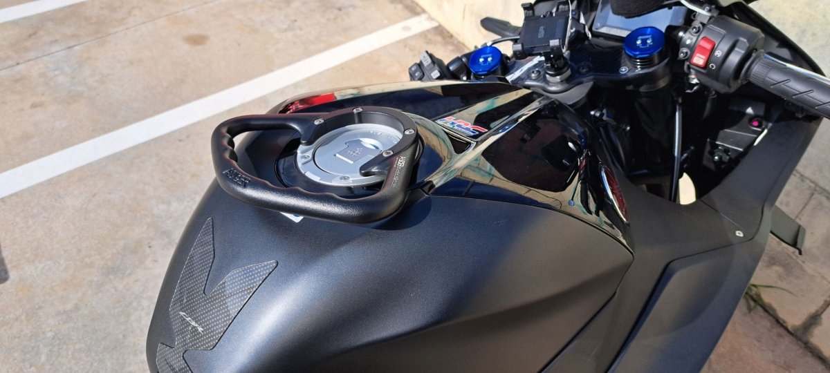 A - Sider Maniglia Serbatoio per Honda CBR 600 RR 2013 - 2025 4 viti - ENDURRAD