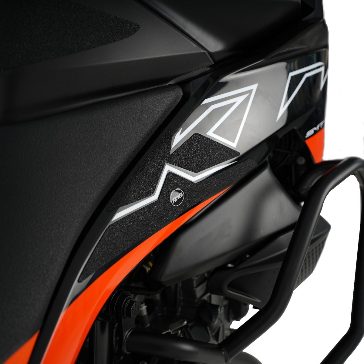 Adesivi Anti Scivolo Serbatoio 4PZ Ktm 890 Smt 23 Rg EZRG518 Rg EZRG518 - ENDURRAD