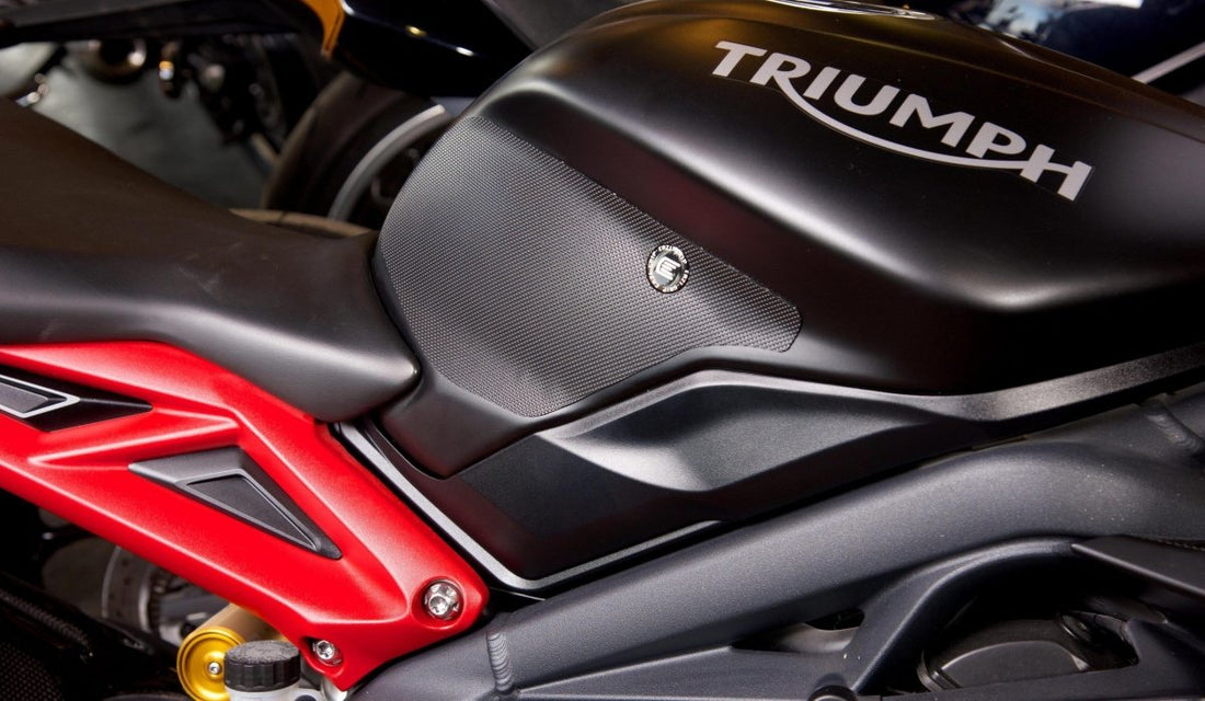 Adesivi antiscivolo serbatoio Triumph Daytona 675 / Street Triple 675 / Street Triple 765 2013-2022 – foto 3