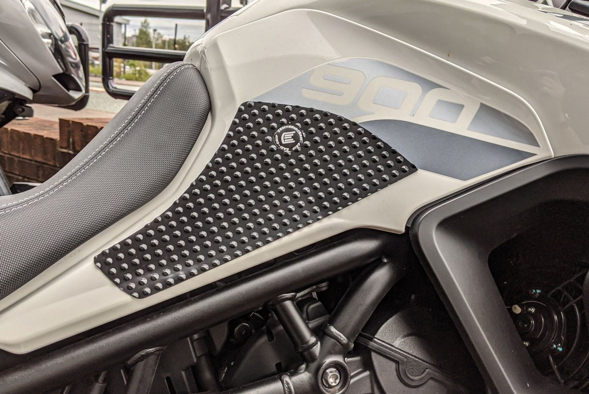 Adesivi serbatoio per Triumph Tiger 900 2020 - 2023 - ENDURRAD