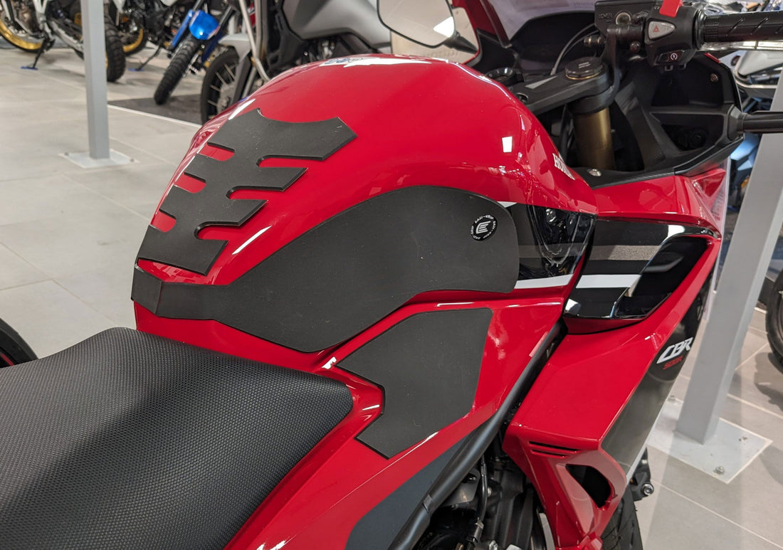 Adesivo antiscivolo serbatoio avvolgente Honda CB500F / CBR500R 2019-2024