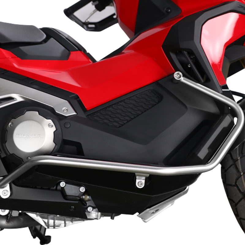 Crash bar LOBOO CHG332 davanti al carter motore della Honda X-ADV 750