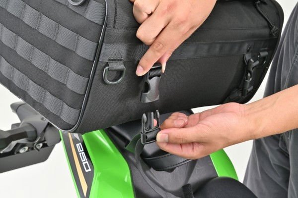 Daytona HenlyBegins Zaino a Bisaccia 20L Nero DH - 769 - 2 - Way Tarpaulin - ENDURRAD