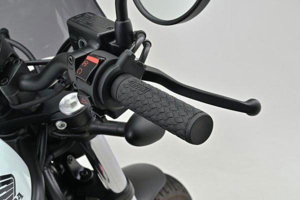 Daytona Manopole GGDI - KNIT FOR1 - 127 mm, Finale Chiuso - Disponibili in Nero, Marrone e Rosso Scuro - ENDURRAD