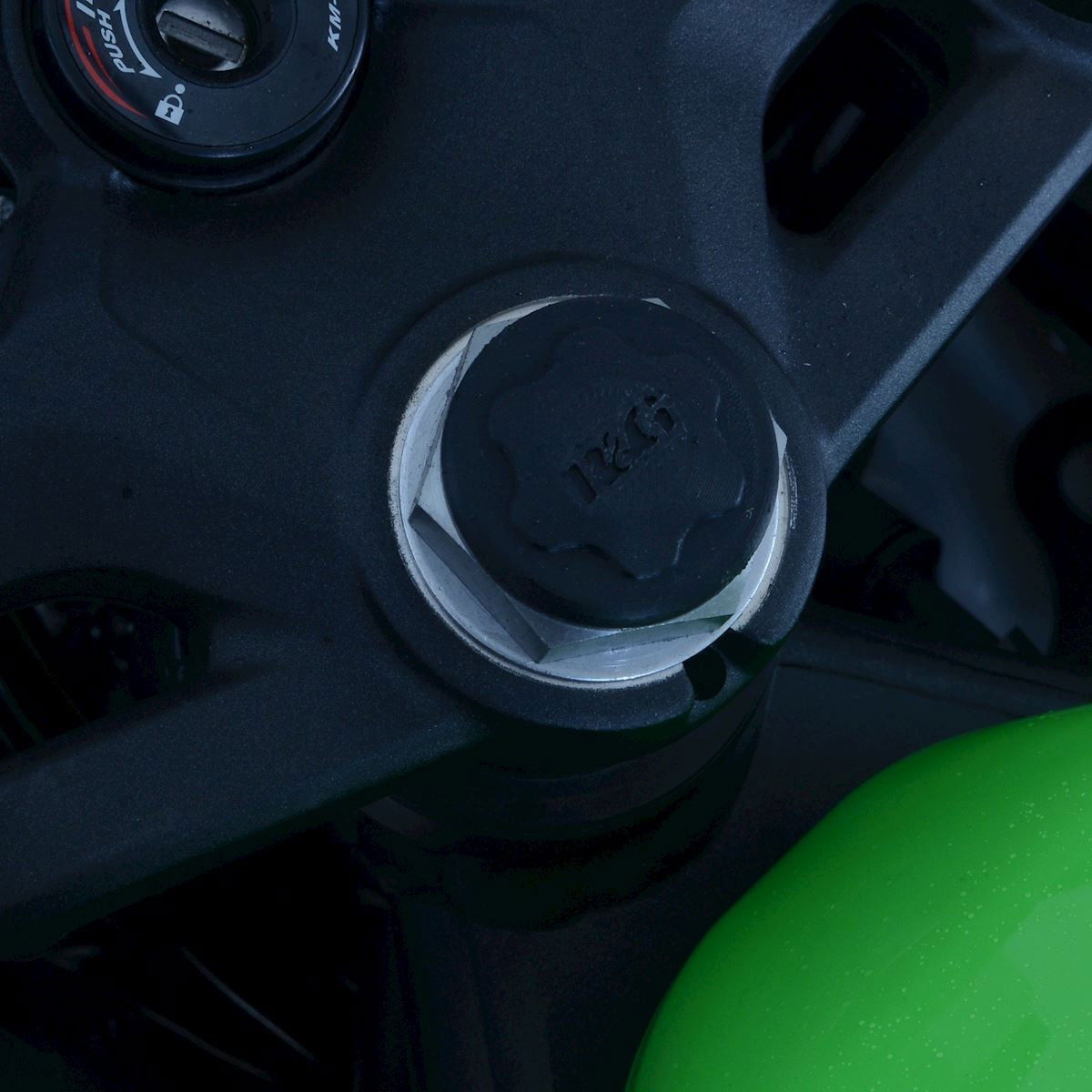 Giogo Tappo Superiore Kawasaki Zx 25R 20 71366 - Endurrad