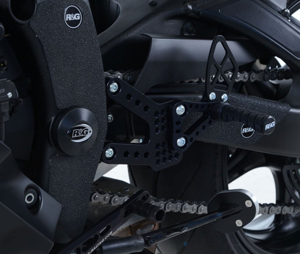 Kit 3PZ Adesivi Anti Scivolo Paratacco Yamaha Yzf R6 17 Telaio E Lato Sx Forcellone Nero R G 18435 Rg EZBG908BL - ENDURRAD