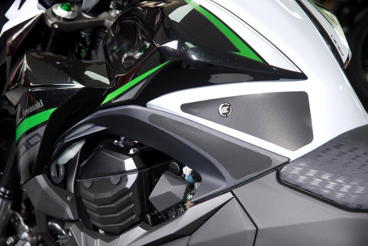 Kit adesivi antiscivolo paraserbatoio Kawasaki Z 800 2013 - 2016 - ENDURRAD