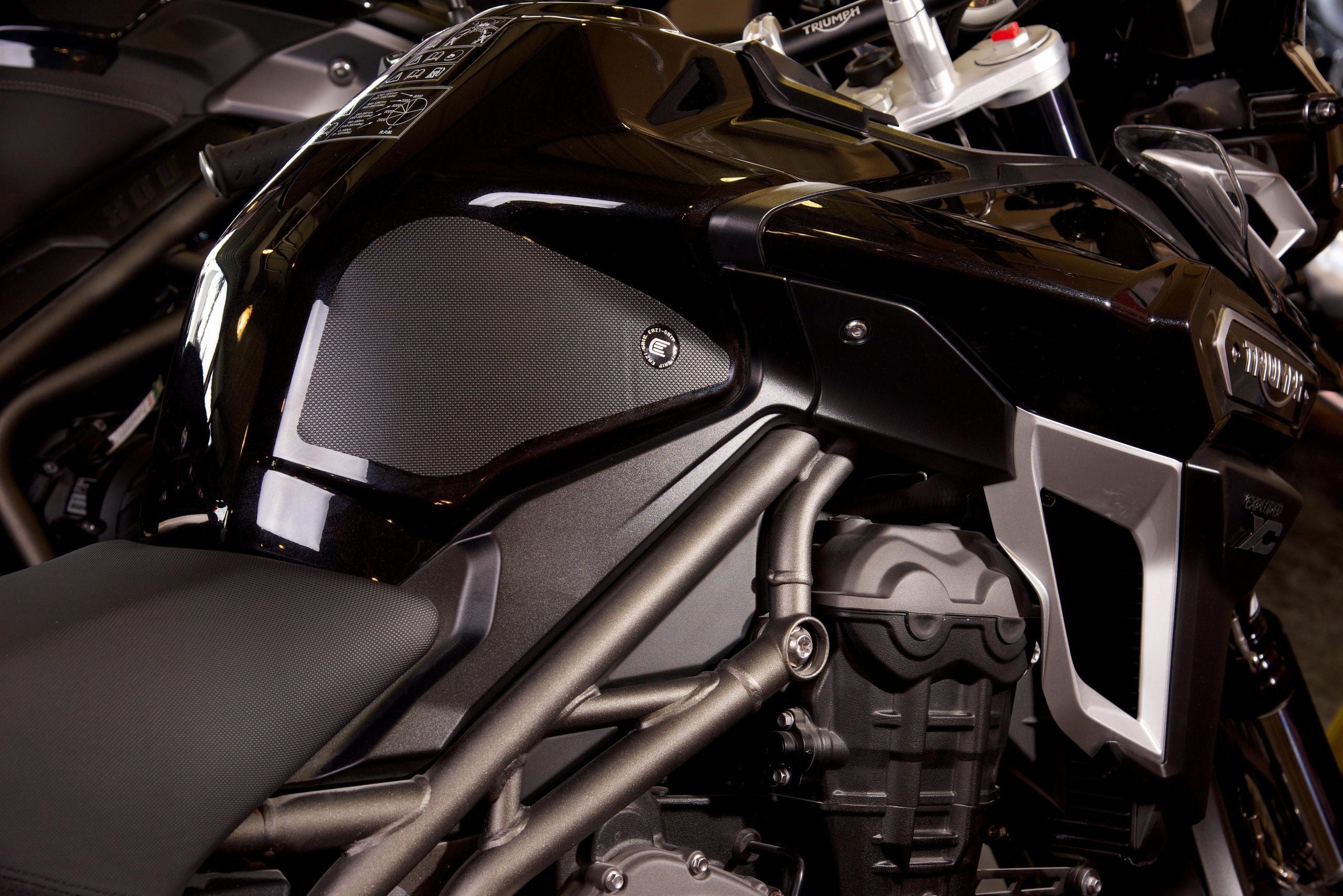 Kit adesivi antiscivolo paraserbatoio Triumph TIGER EXPLORER 1200 2012-2021