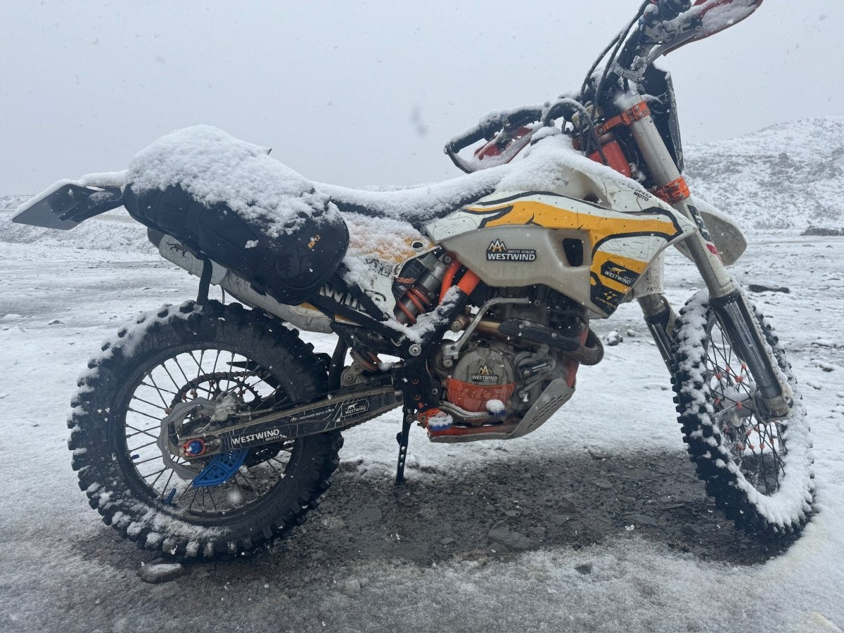 Kit Grafiche Vinile Protective - Adesivi Moto Enduro e Adventure Premium - ENDURRAD