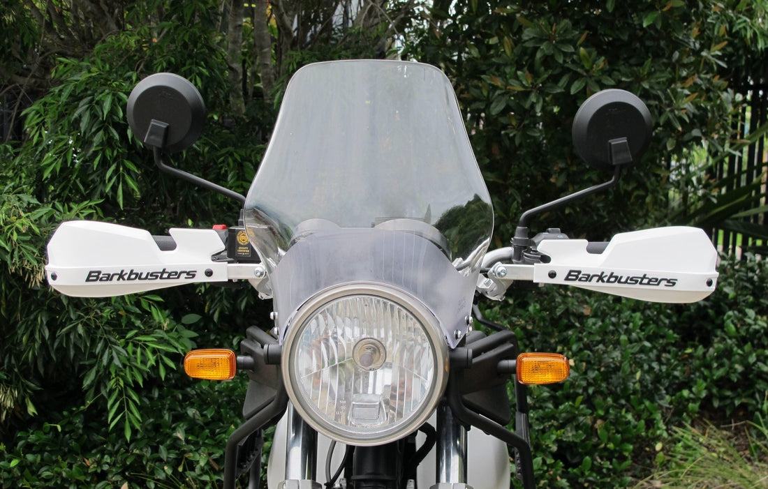 Kit Barkbusters BHG-084 montato su Royal Enfield Himalayan con plastiche VPS, vendute separatamente