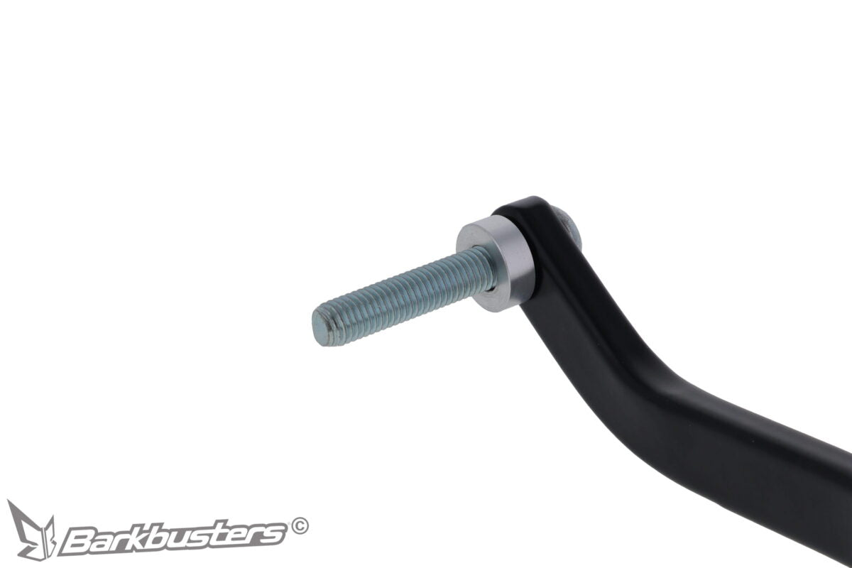 Dettaglio dell'attacco all'estremità del manubrio del kit Barkbusters BHG-124
