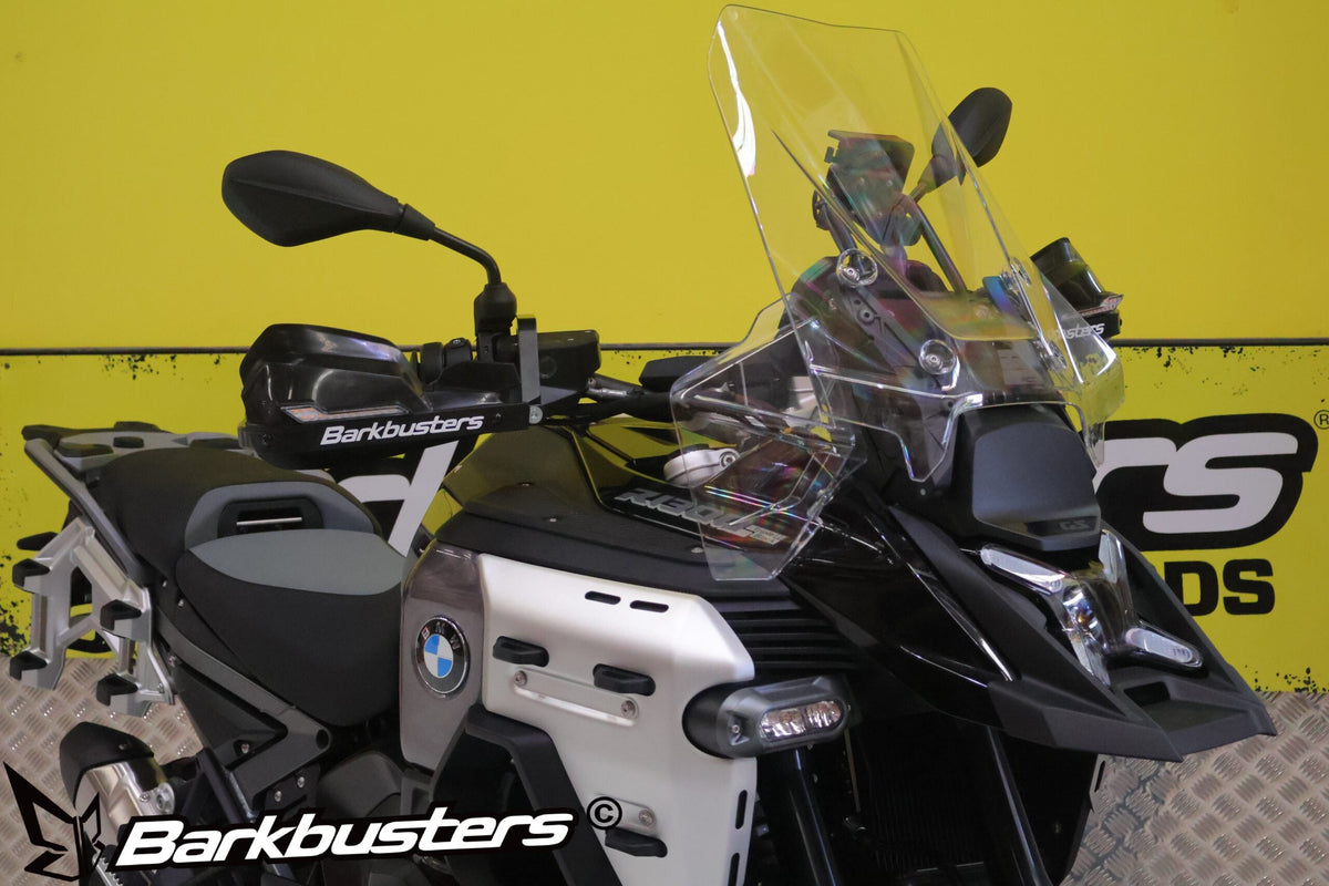 Kit Barkbusters BHG-133 montato su BMW R1300GS con plastiche VPS nere