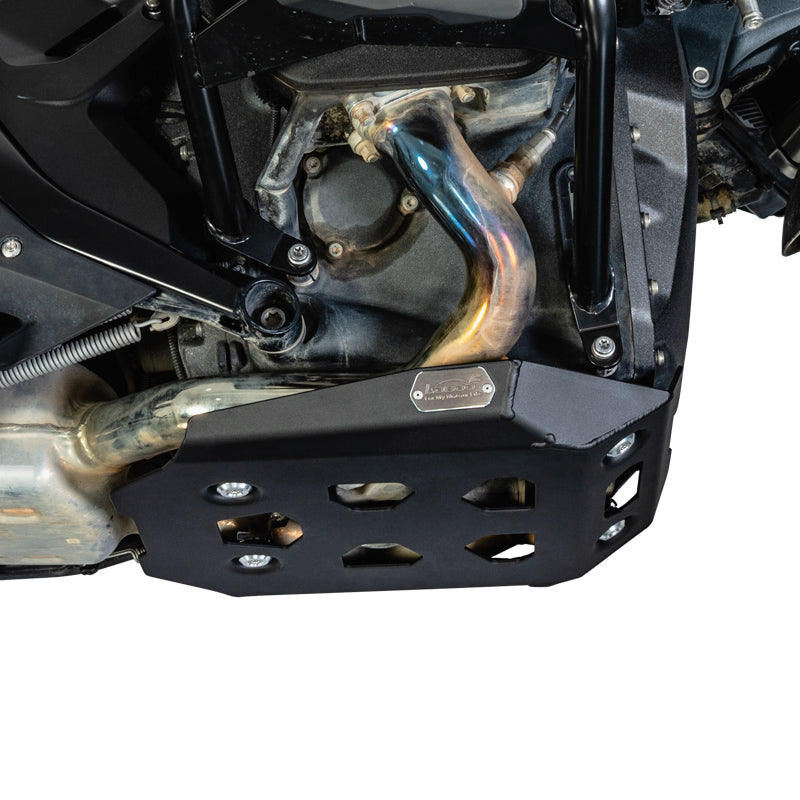 Paracoppa LOBOO montato sotto il motore della BMW R 1300 GS, dettaglio