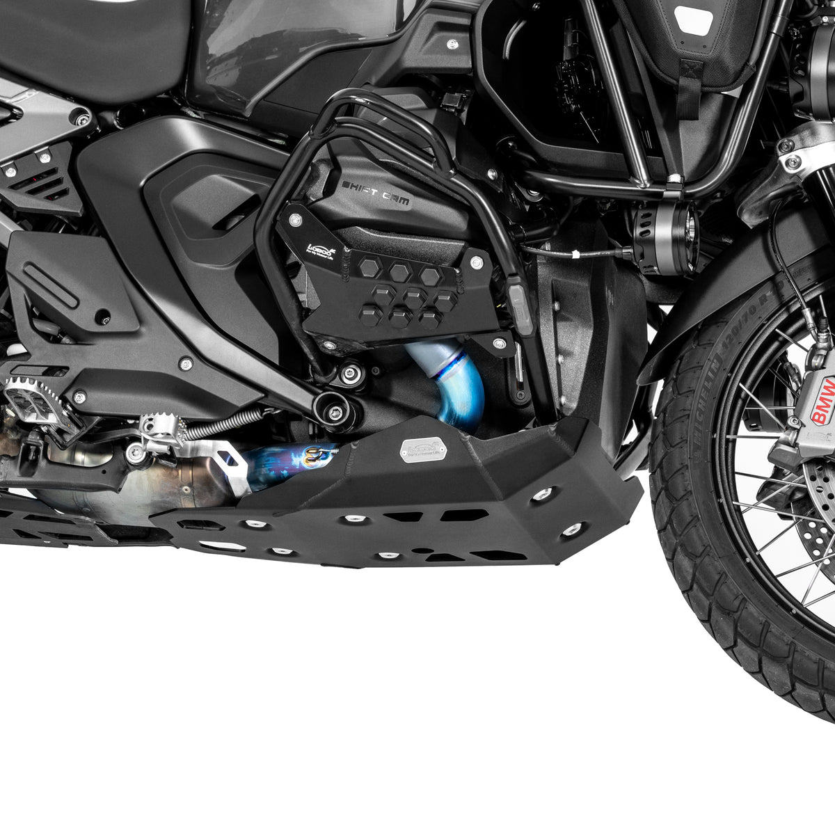 Paracoppa montato sulla BMW R 1300 GS Adventure, dettaglio della zona motore