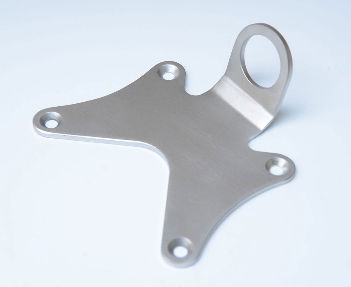 Piastra Per Aggancio Cinghie Singola Centrale Yamaha Yzf R25 14 18 R3 15 18 Solo Con Portatarga R G Inox 18444 Rg TH0001SS - ENDURRAD