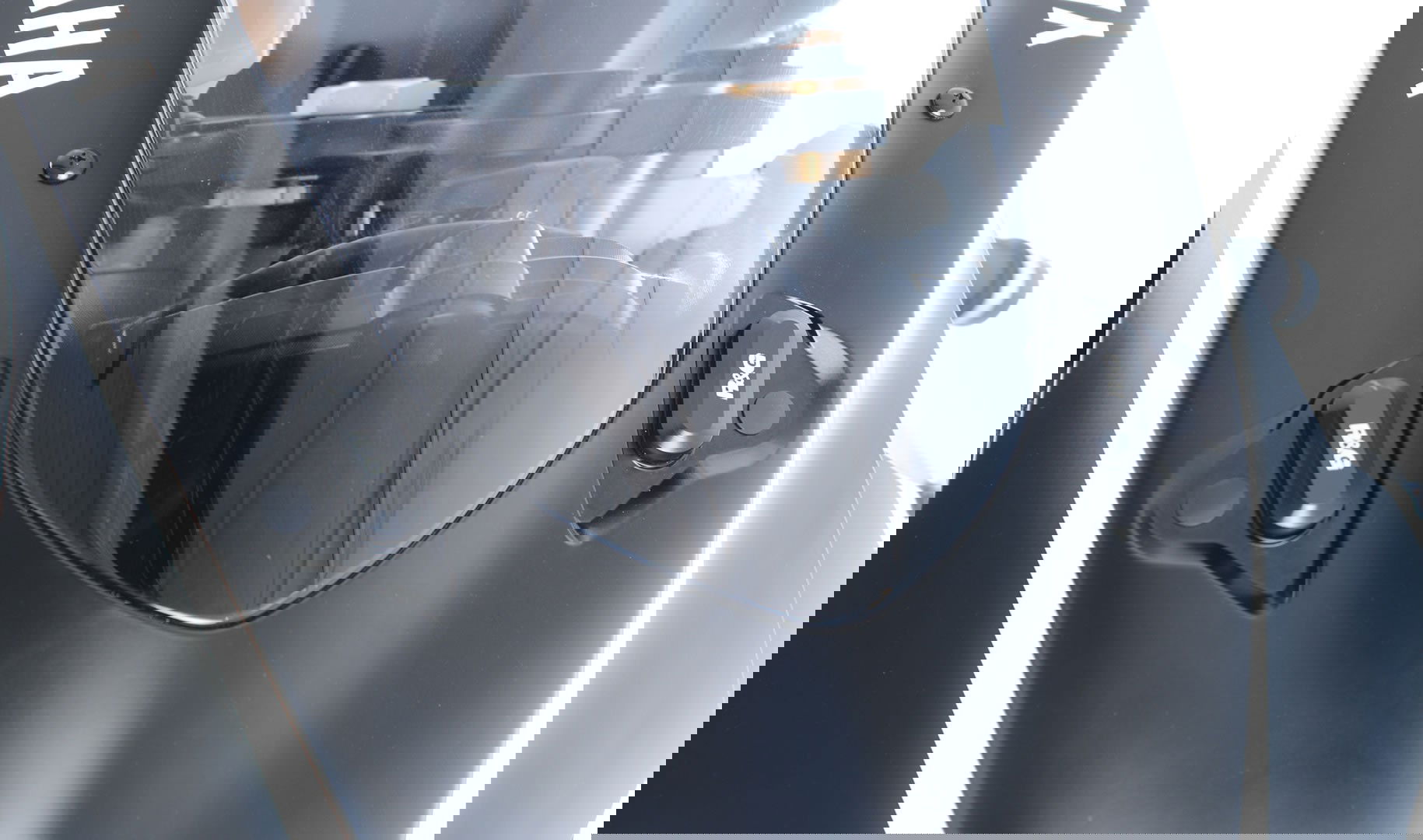 Placchette Coprifori Specchietti Yamaha Yzf R6 17 R G 18448 - Endurrad