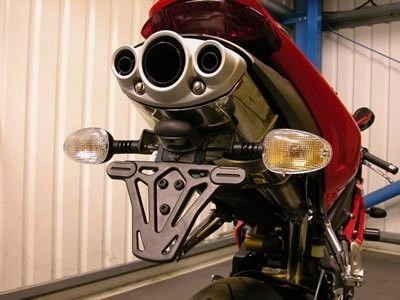 Portatarga Triumph 675 Daytona Silenziatore Standard Silenziatore Ovale Tipo Arrow 5647 Rg LP0023BK - ENDURRAD