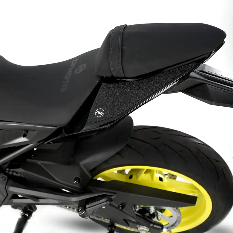 R&G Kit protezioni graffi tunnel 2 pezzi posteriore CFMoto 650 NK '22-