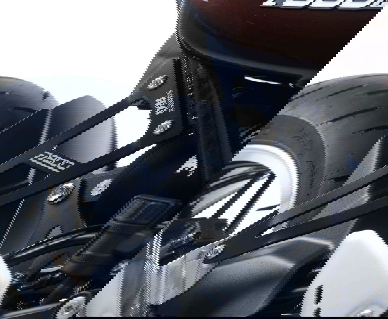 Staffa Supporto Scarico Nero Piastra Fori Pedane Posteriori Silver Kawasaki Z900RS EH0084SIA R G 55045 - Endurrad