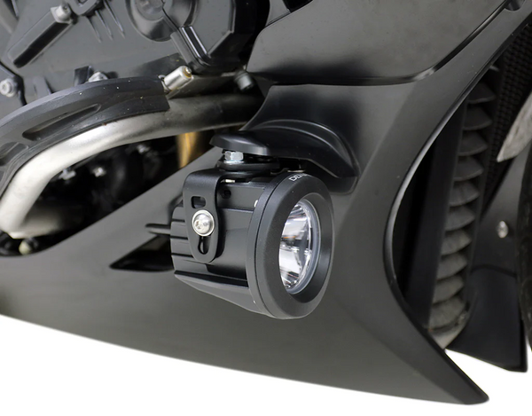 Adapter for mounting the auxiliary lights on the original BMW K 1600 light bracket