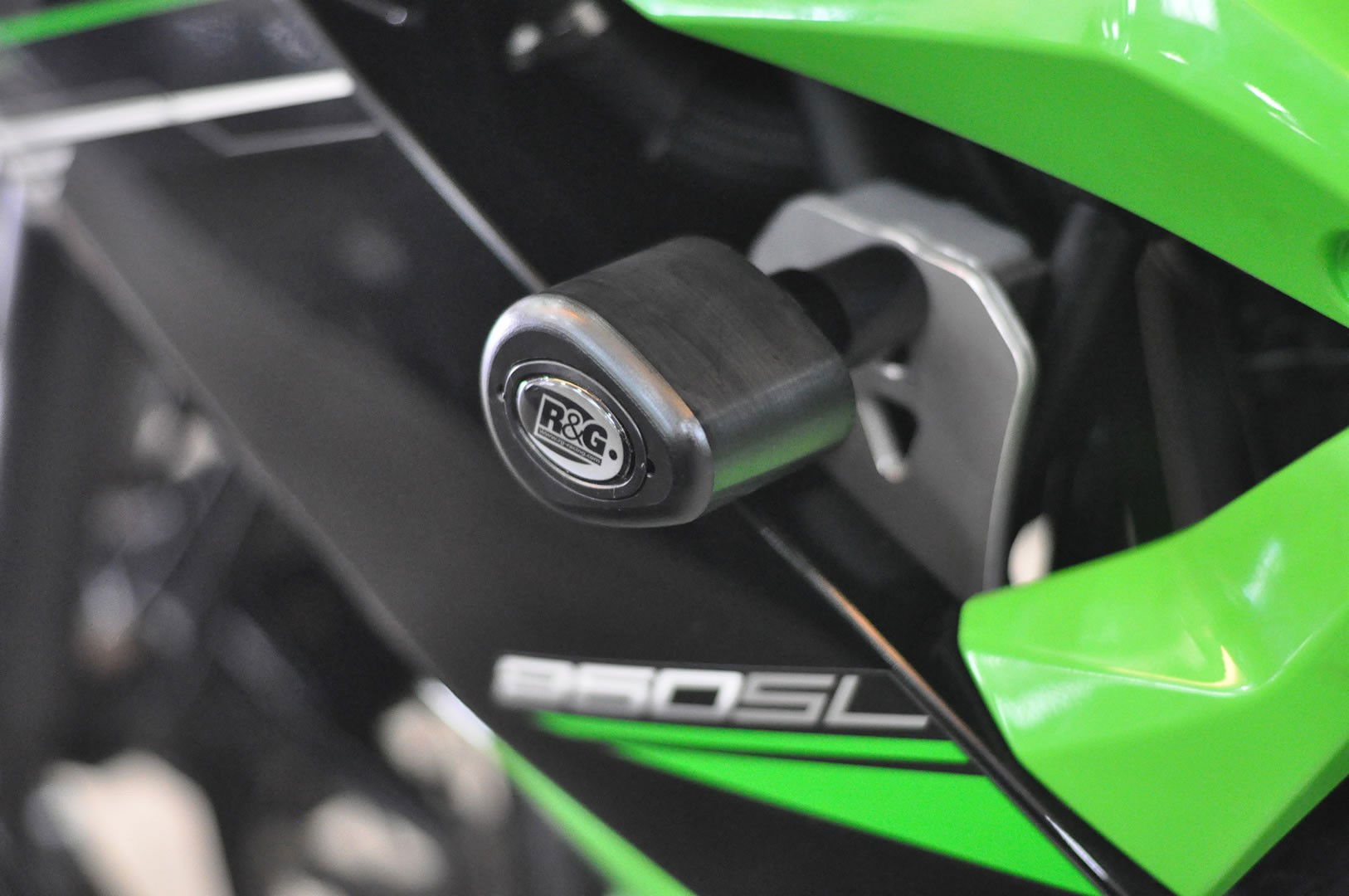 Tamponi paratelaio tipo Aero no-cut Sliders telaio - Kawasaki Ninja 125 / Ninja 250 SL