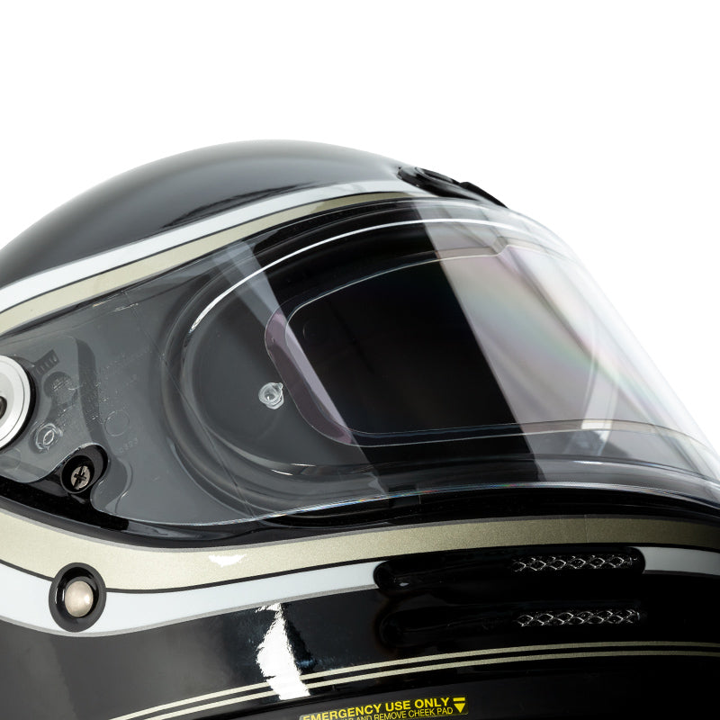 Dettaglio del controller incollato all'esterno della visiera del casco