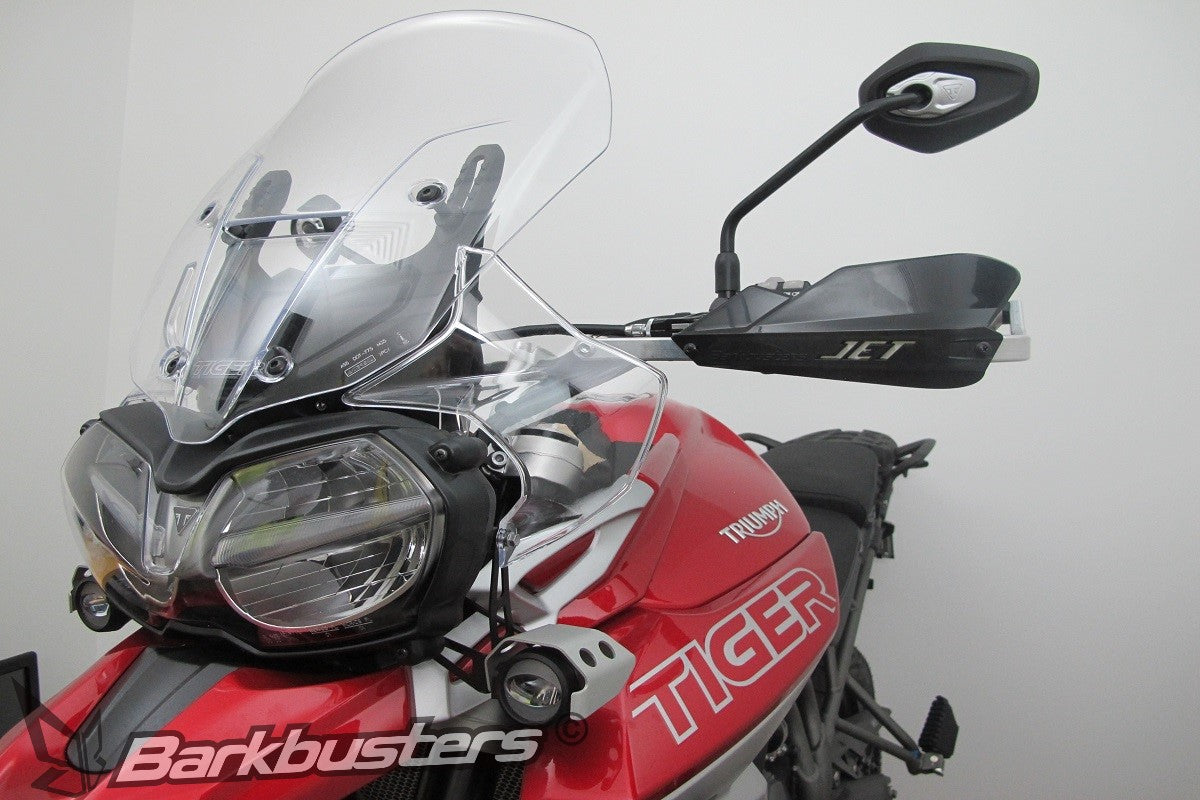 Kit BHG-059 con plastiche JET montato su Triumph Tiger 800 XCA, vista sul manubrio