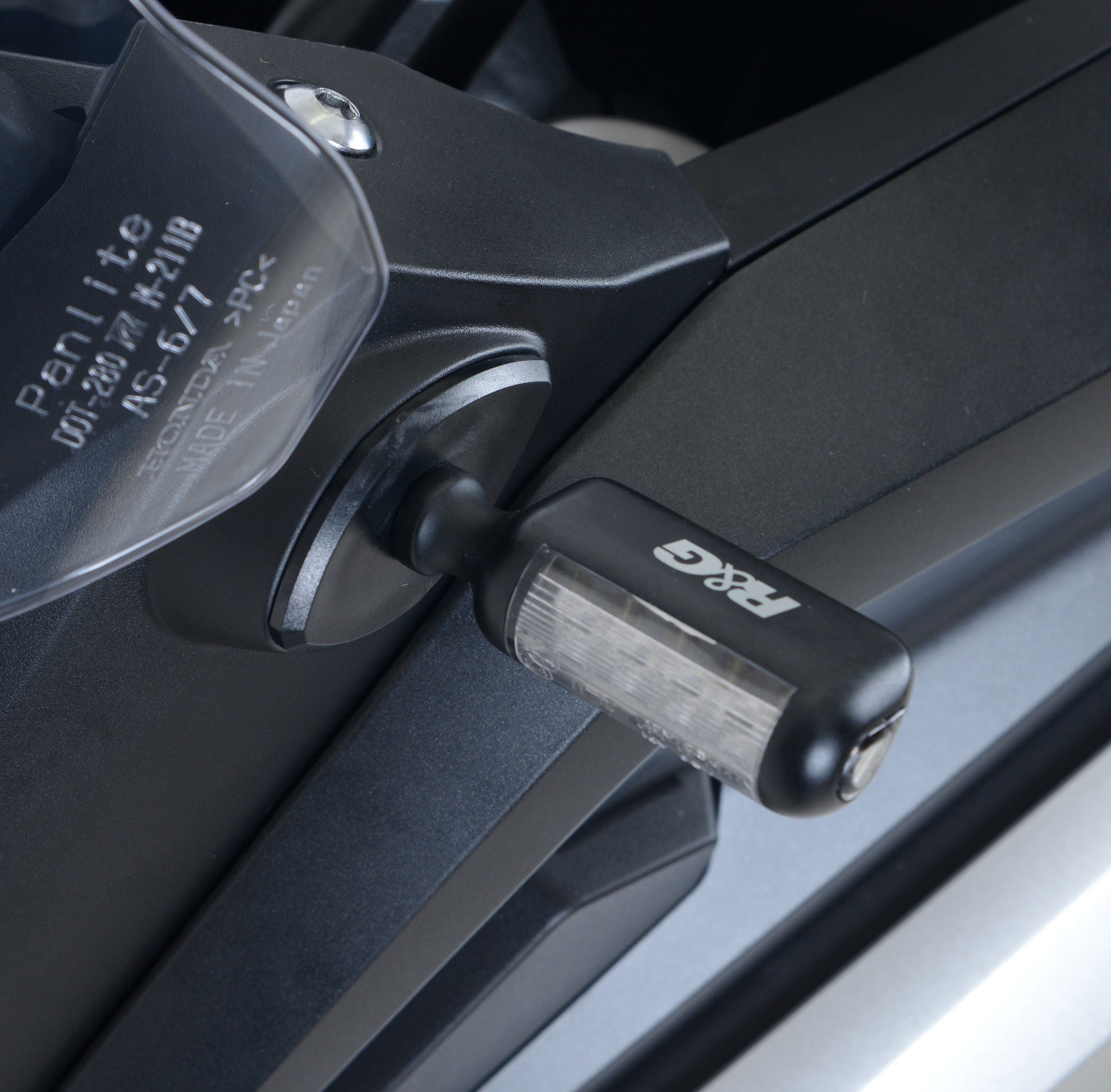 Adattatori Per Minifrecce Anteriori Per Honda NC750X 16 Uso Con Minifrecce Minifrecce Non Incluse 18308 Rg FAP0015BK - Endurrad