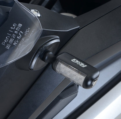 Adattatori per minifrecce anteriori per Honda NC750X '16- uso con minifrecce  (minifrecce non incluse)