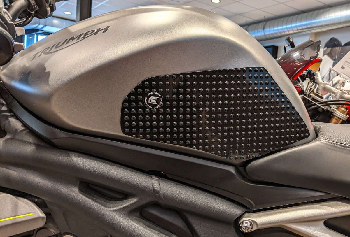 Adesivi serbatoio per Triump | EZ - EVO818 - PRO818 - SIL818 - 35586 - ENDURRAD