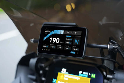 AIO 5 Play BMW Edition Chigee - Endurrad.com