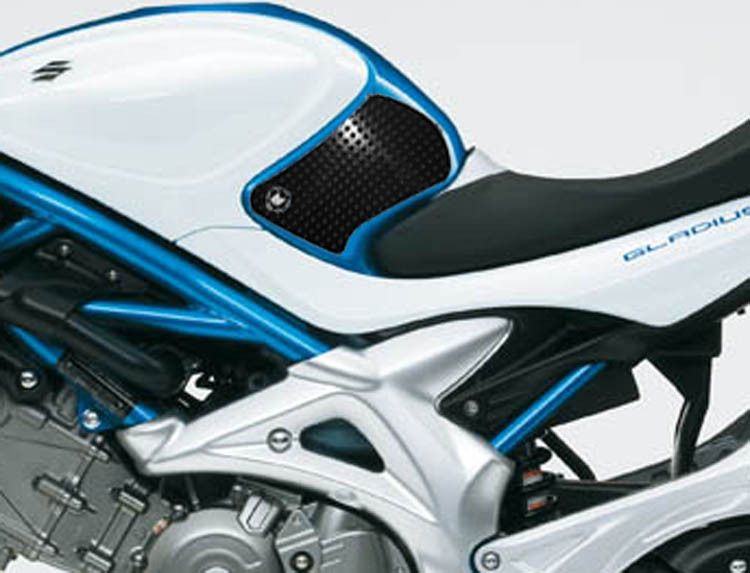 Adesivi antiscivolo serbatoio Suzuki SFV650 Gladius 2010-2016 – foto 2