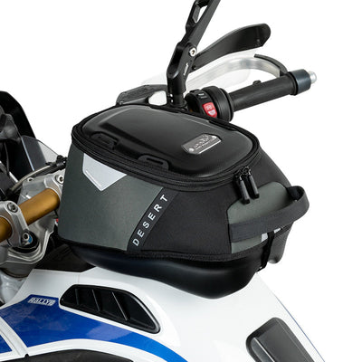 Borsa serbatoio LOBOO BTB12 vista dalla postazione di guida
