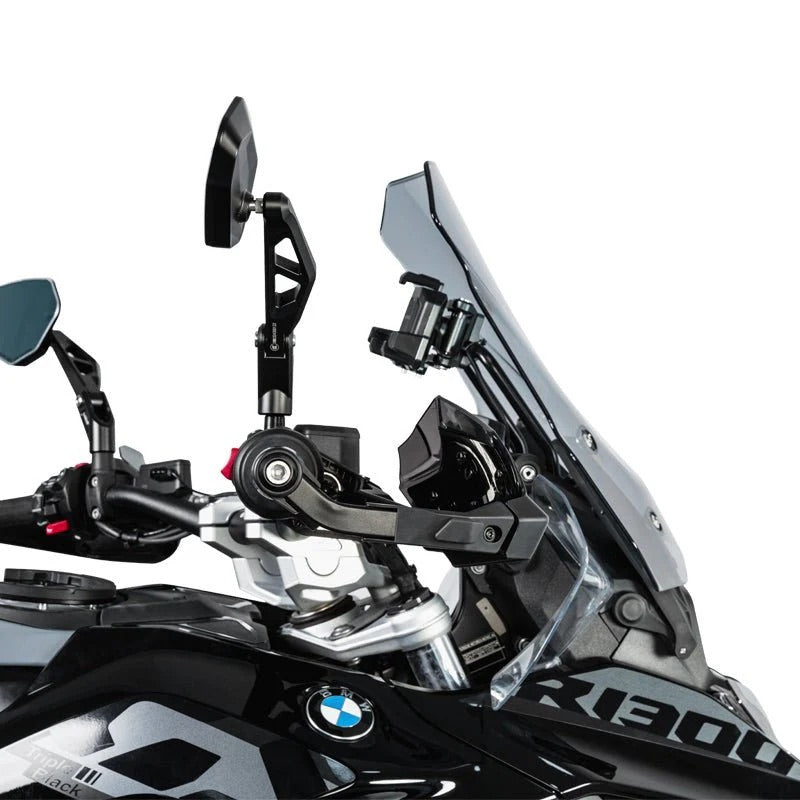 Paramano LOBOO CHS081 montato su BMW R 1300 GS, vista laterale destra