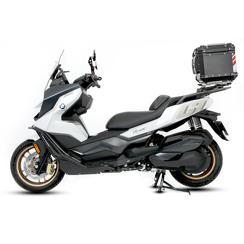 Crash bar LOBOO CHG102 montato sulla BMW C 400 GT, vista laterale destra