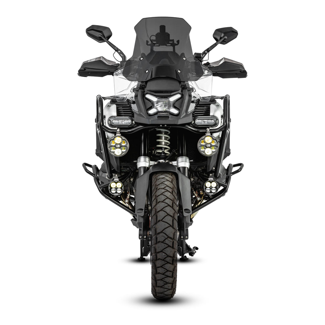Crash bar LOBOO CHG151 nero montato sulla BMW R 1300 GS Adventure, vista frontale con faretti ausiliari