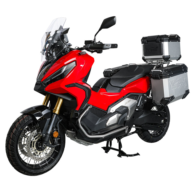 Honda X-ADV 750 con crash bar LOBOO CHG332 e valigie laterali in alluminio