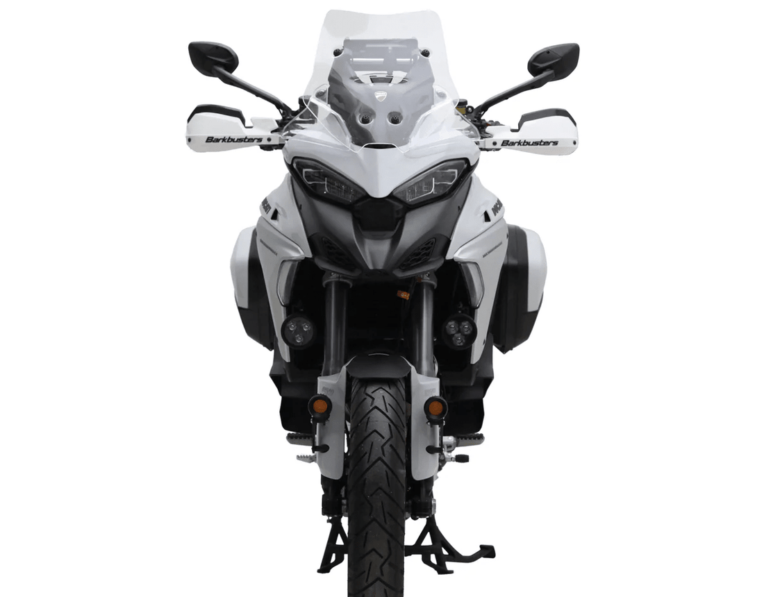 Supporti faretti anteriori superiori DENALI montati sulla Ducati Multistrada V4