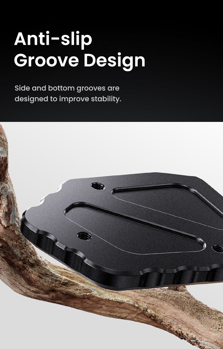 Grooves along the edge and bottom