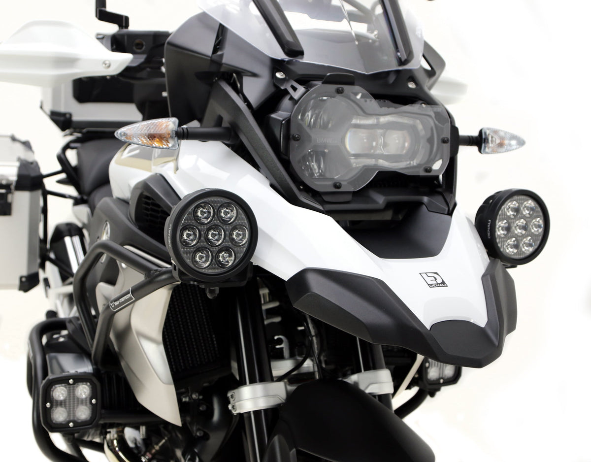 Supporto faretti DENALI per BMW R 1250 GS visto dall'avantreno