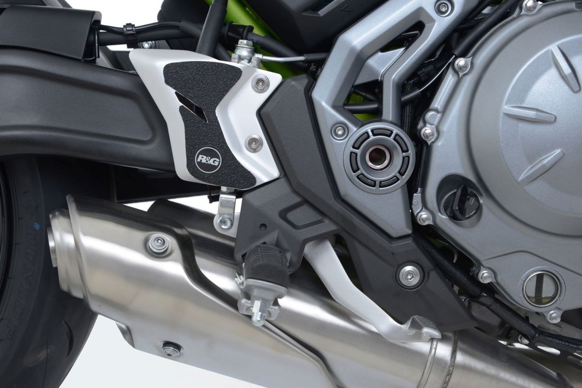 Kit 2PZ Adesivi Anti Scivolo Paratacco Kawasaki Z650 Nero R G 18045 Rg EZBG407BL - ENDURRAD