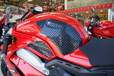Kit adesivi antiscivolo paraserbatoio Ducati STREETFIGHTER V4 2020-2022
