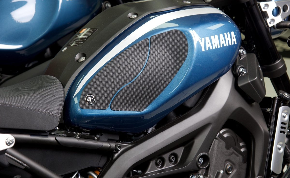 Kit adesivi antiscivolo paraserbatoio Yamaha XSR 900 2016 - 2021 - ENDURRAD