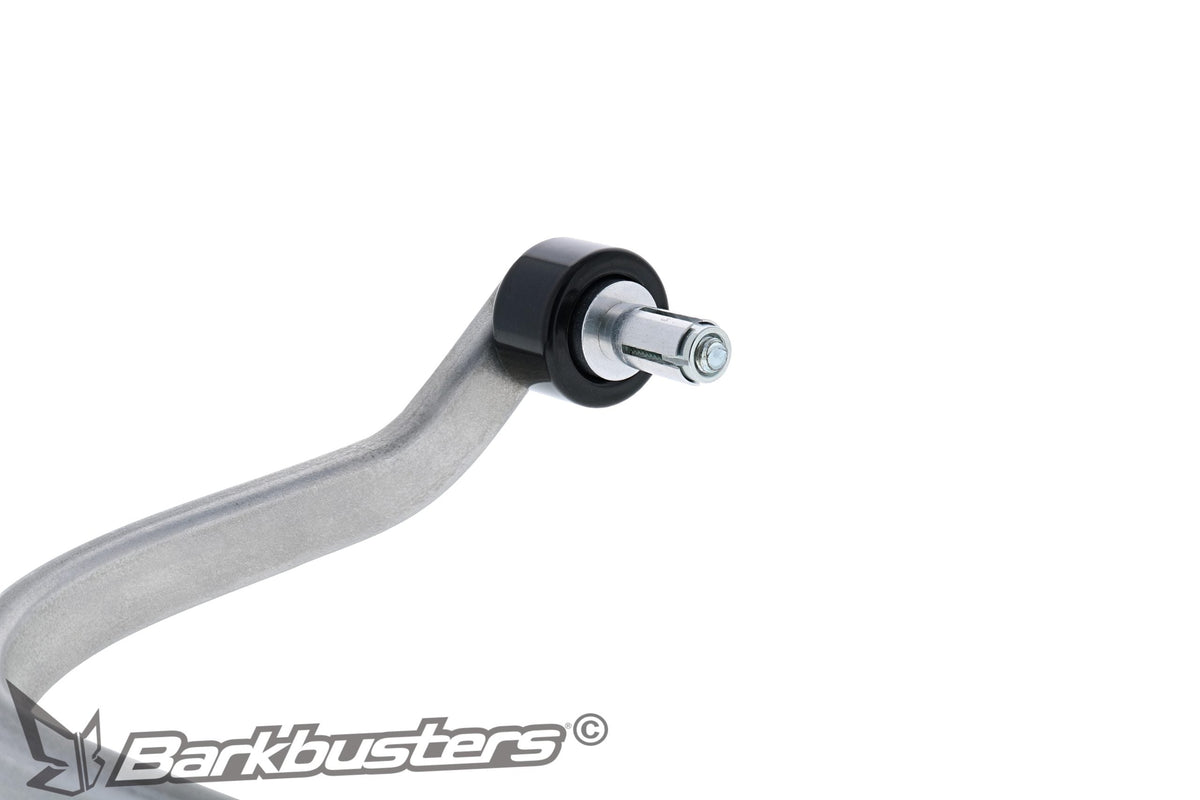 Fissaggio all'estremità del manubrio del kit Barkbusters BHG-107 su KTM 1290 Super Adventure, con contrappeso incluso