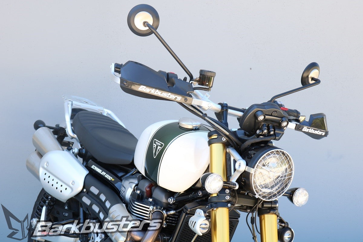 Kit Barkbusters BHG-080 con plastiche VPS nere su Triumph Scrambler 1200