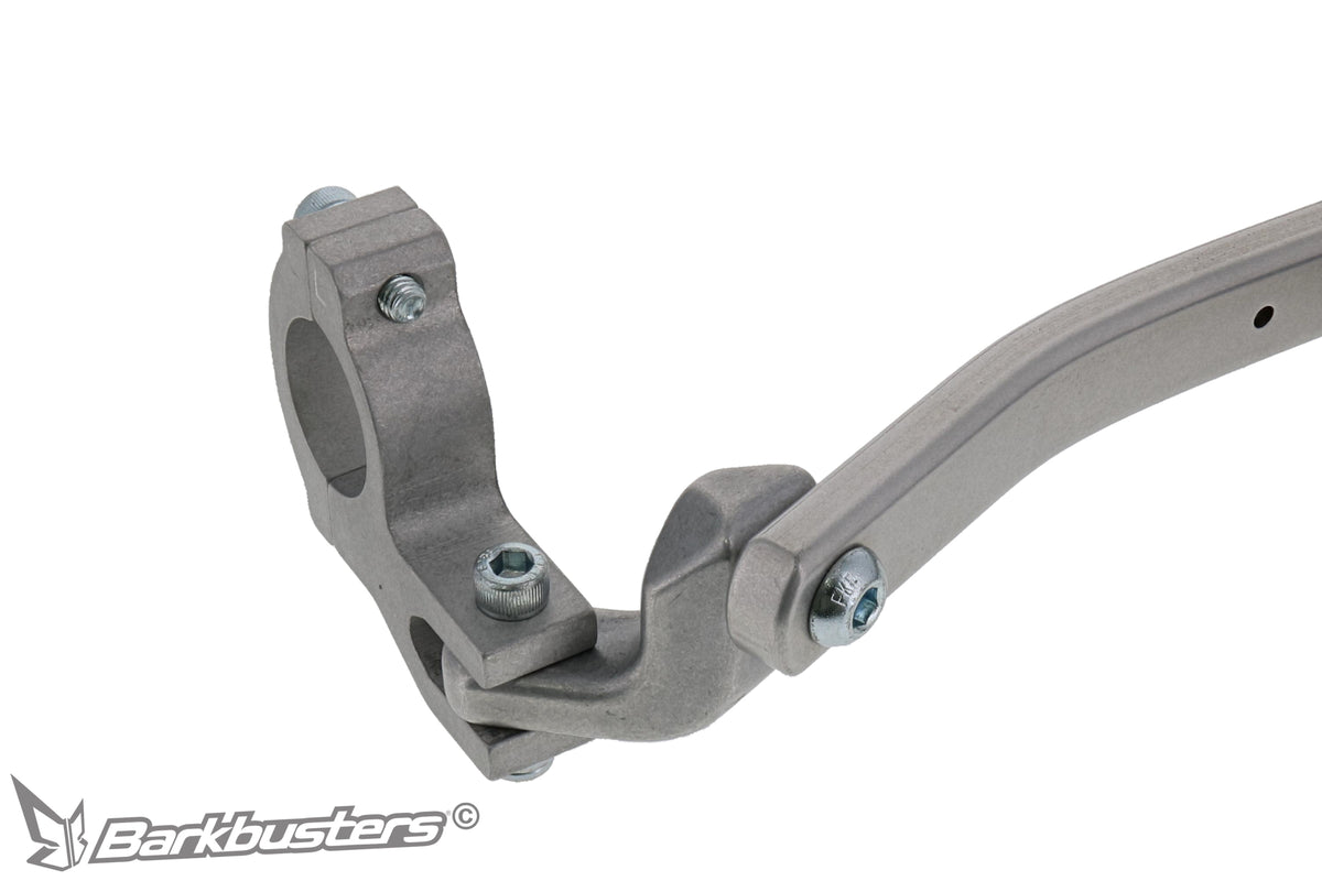 Kit montaggio paramani Barkbusters BHG-095, dettaglio del morsetto multi-fit