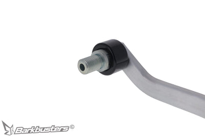 Fissaggio all'estremità del manubrio del kit Barkbusters BHG-131 su Yamaha Ténéré 700, con contrappeso incluso
