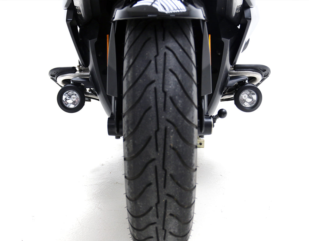 Supporto faretti DENALI montato sulla BMW K 1600 GT