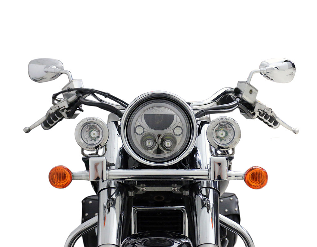 Supporto DENALI per faro M7 su cruiser Suzuki