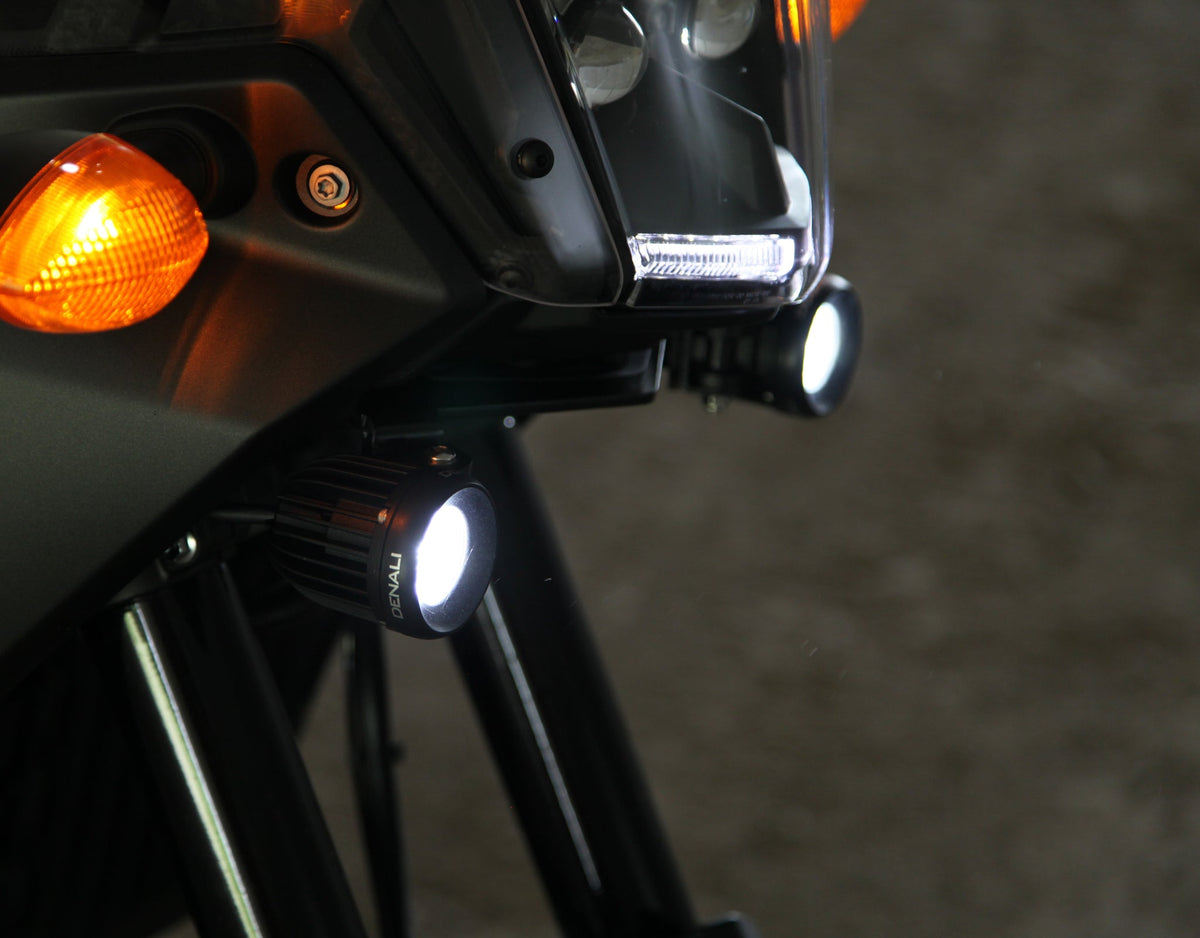 Yamaha Ténéré 700 con faretti DENALI montati